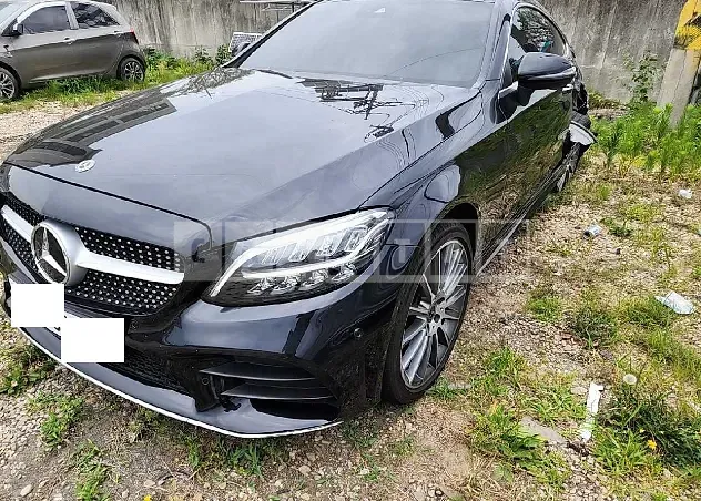 Photo 2 of 11: 2019 Mercedes-Benz C220d 4Matic Coupe, VIN WDDWJ1FB8KF872633 — Korean insurance auction