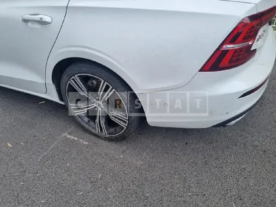 Photo 2 of 16: 2021 Volvo S60 B5 — Korean insurance auction