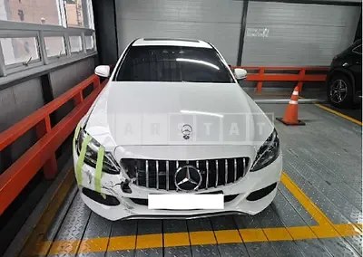 Photo 1 of 17: 2016 Mercedes-Benz C 220d — Korean insurance auction