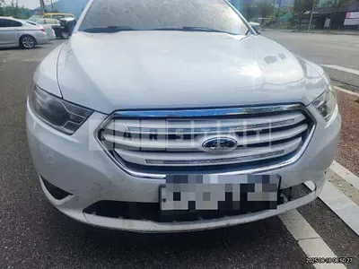 Photo 1 of 30: 2015 Ford Taurus 2.0 — Korean insurance auction