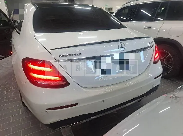 Photo 2 of 22: 2017 Mercedes-Benz E43 4Matic, VIN WDDZF6EB4JA336769 — Korean insurance auction