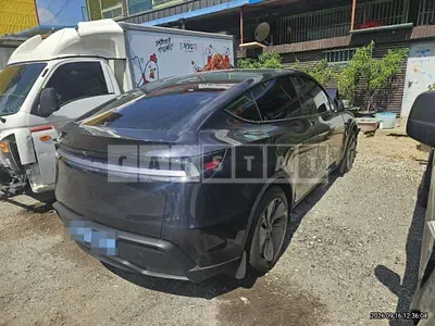 Photo 1 of 48: 2026 Tesla Model Y Premium RWD — Korean insurance auction
