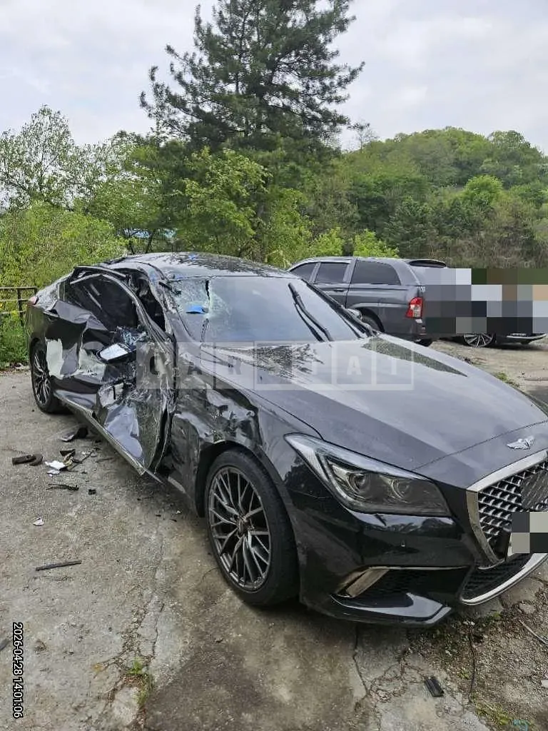 Photo 2 of 18: 2018 Genesis G80 — Korean insurance auction