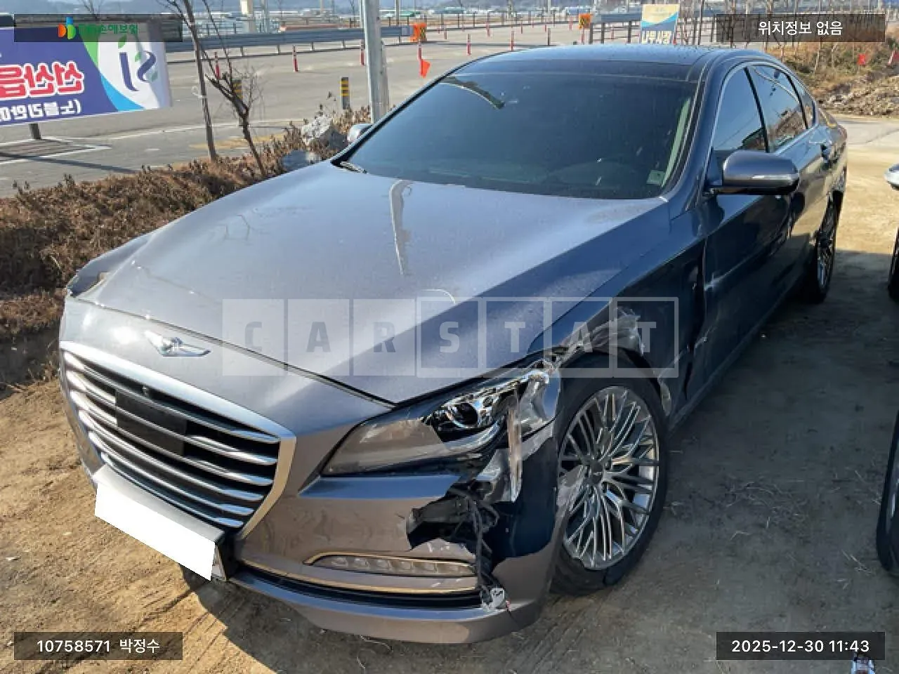 Photo 2 of 12: 2016 Hyundai Genesis, VIN KMHGM41DDGU156628 — Korean insurance auction
