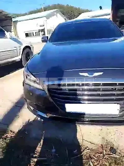 Photo 1 of 14: 2018 Genesis G80, VIN KMHGM41DDJU294611 — Korean insurance auction