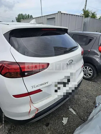 Photo 1 of 17: 2019 Hyundai Tucson TL — Korean insurance auction