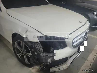 Photo 1 of 34: 2019 Mercedes-Benz E220d, VIN WDDZF0EB4KA567637 — Korean insurance auction