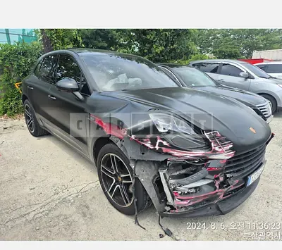 Photo 1 of 50: 2019 Porsche Macan S — Korean insurance auction