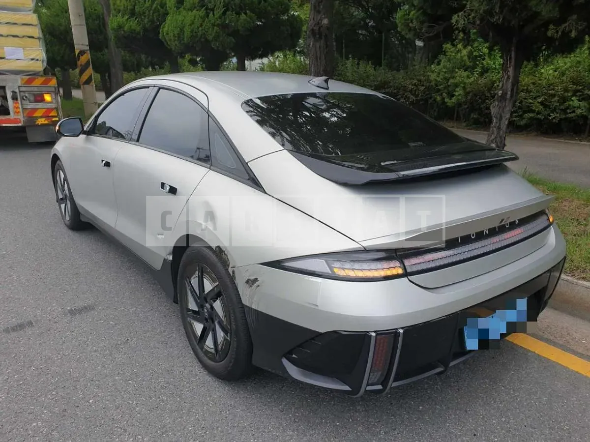 Photo 2 of 6: 2023 Hyundai IONIQ, VIN KMHM341AFPA015923 — Korean insurance auction