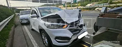 Photo 1 of 8: 2016 Hyundai Tucson, VIN KMHJ3815GGU014467 — Korean insurance auction