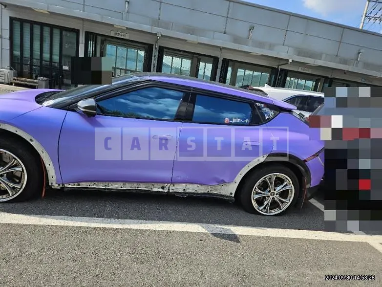 Photo 2 of 34: 2022 Kia EV6 4WD — Korean insurance auction