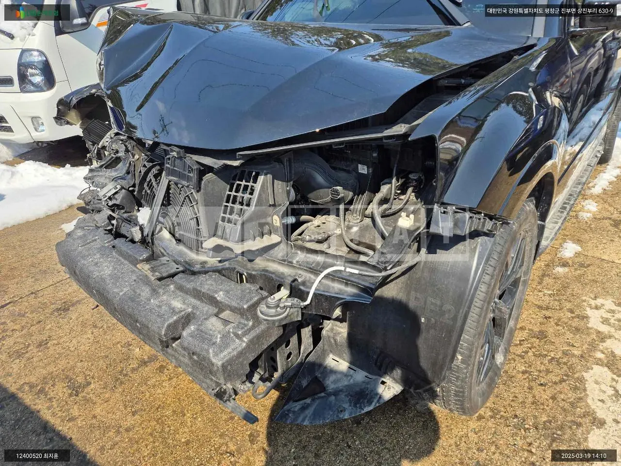 Photo 2 of 14: 2022 Kia Mojave, VIN KNAKR814DNA235859 — Korean insurance auction