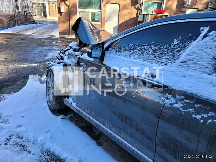 Photo 2 of 21: 2018 Genesis G80 2.2 (Diesel), VIN KMHGM412DJU280921 — Korean insurance auction