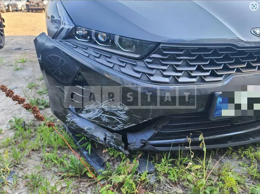 Photo 2 of 6: 2021 Kia K5 2.0 — Korean insurance auction