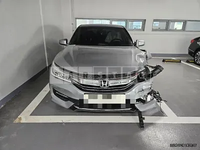 Photo 1 of 20: 2017 Honda Accord 2.4, VIN 1HGCR2680HA512369 — Korean insurance auction