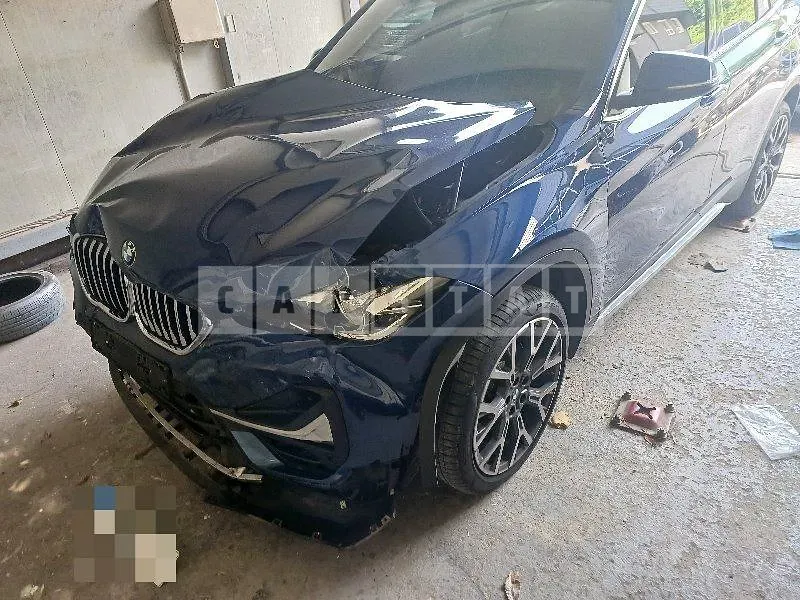Photo 2 of 12: 2022 BMW X1 xDrive20i — Korean insurance auction