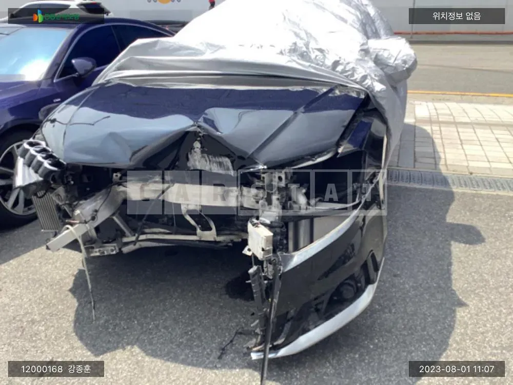 Photo 2 of 17: 2021 Audi A8L 50 TDI quattro, VIN WAUZZZF84LN009447 — Korean insurance auction