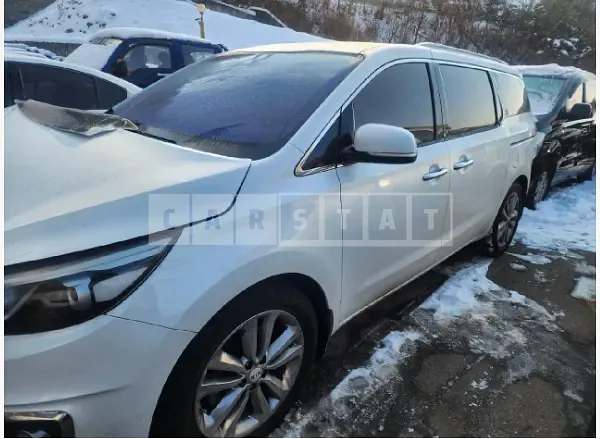 Photo 2 of 11: 2016 Kia Carnival — Korean insurance auction