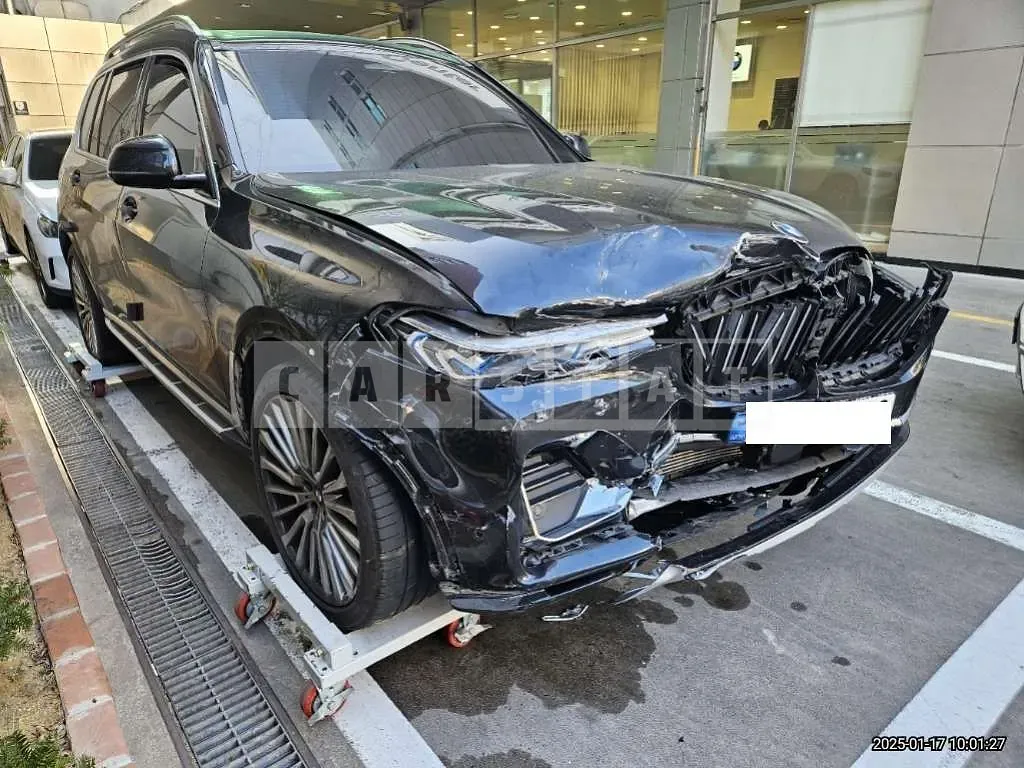 Photo 2 of 22: 2021 BMW X7 xDrive 40i — Korean insurance auction