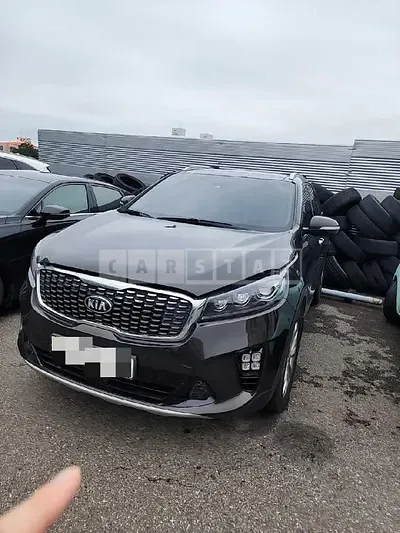 Photo 1 of 37: 2017 Kia Sorento 4WD — Korean insurance auction