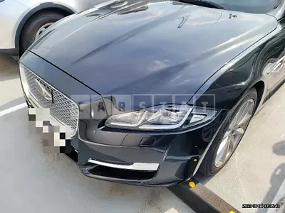 Photo 1 of 27: 2016 Jaguar XJ 3.0d, VIN SAJAA2294GNV93398 — Korean insurance auction