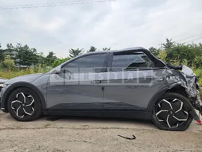 Photo 1 of 9: 2021 Hyundai IONIQ 5 Long Range, VIN KMHKN81AFNU012612 — Korean insurance auction