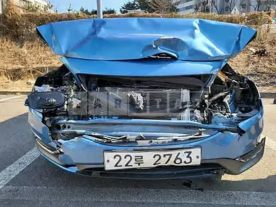 Photo 1 of 8: 2015 Volvo S60 D2, VIN YV1FS84BBF2356925 — Korean insurance auction