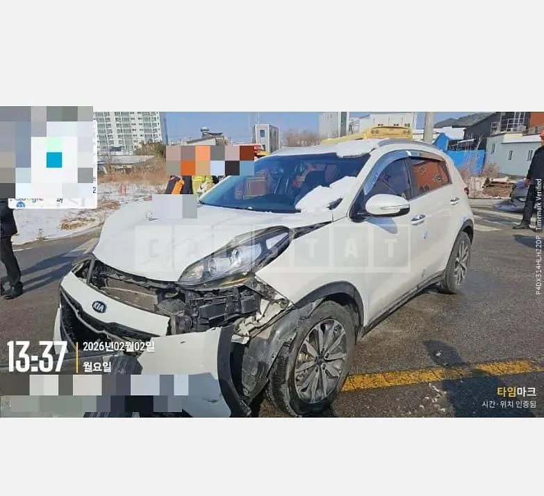 Photo 2 of 4: 2016 Kia Sportage — Korean insurance auction
