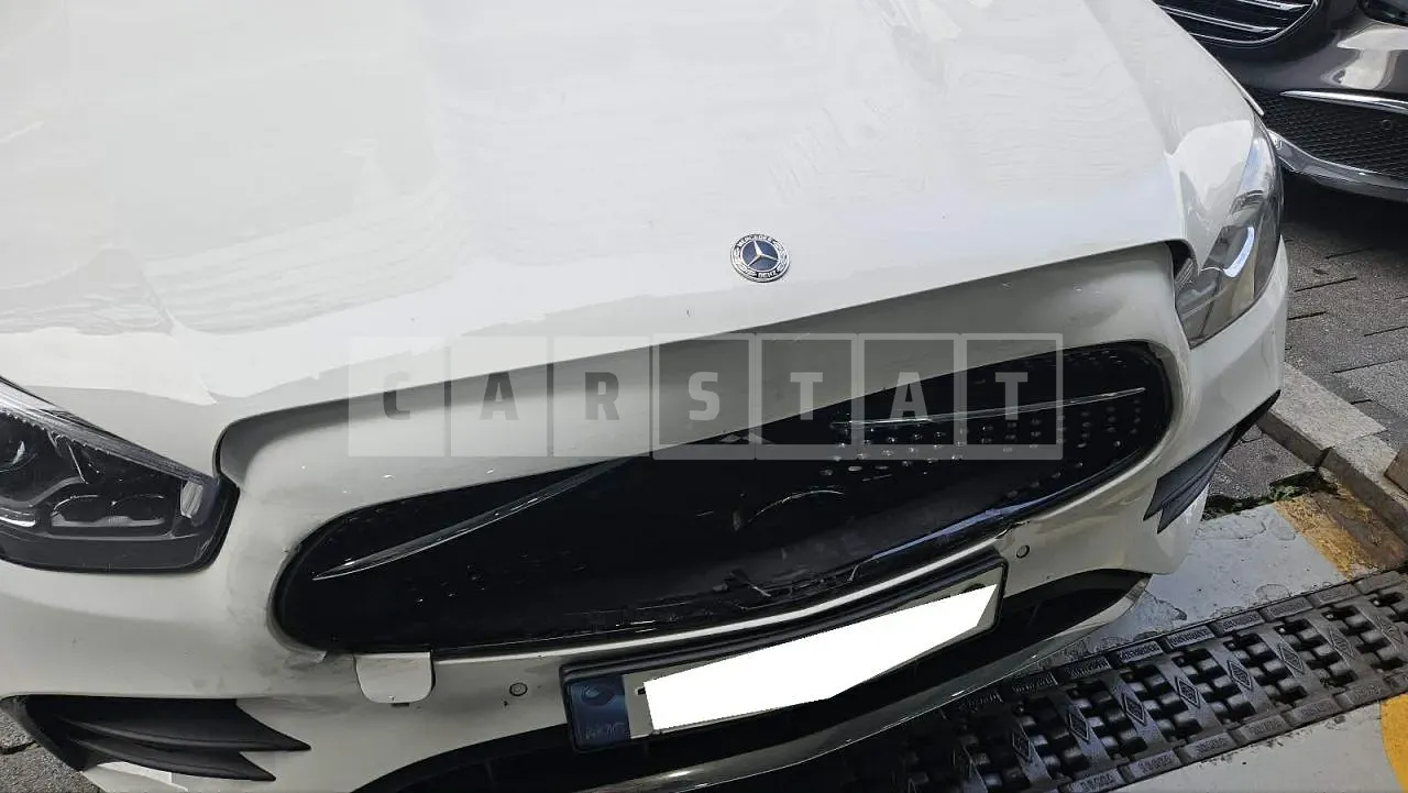 Photo 2 of 25: 2021 Mercedes-Benz E220 d 4Matic, VIN W1KZF0FB1MA991522 — Korean insurance auction