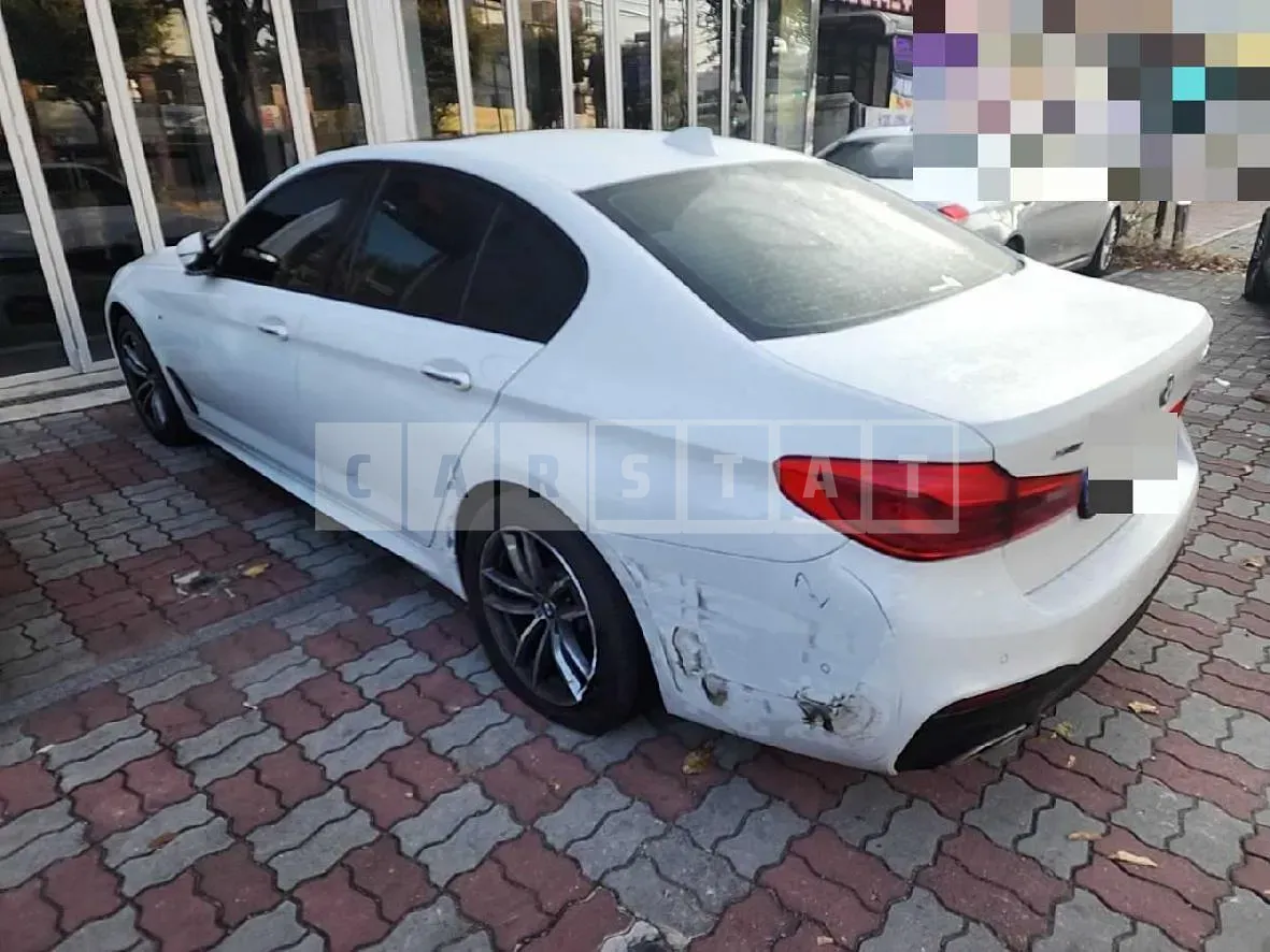 Photo 2 of 50: 2017 BMW 520d xDrive, VIN WBAJC5103HG850969 — Korean insurance auction