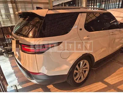Photo 1 of 25: 2018 Land Rover Discovery TD6 — Korean insurance auction