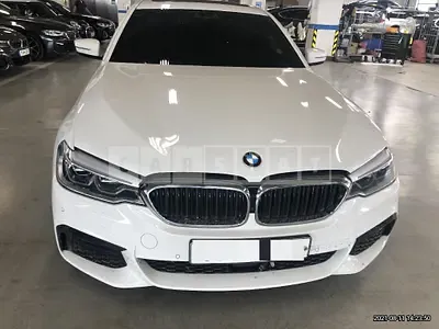Photo 1 of 14: 2018 BMW Salving 520d xDrive, VIN WBAJC5102JWE55941 — Korean insurance auction