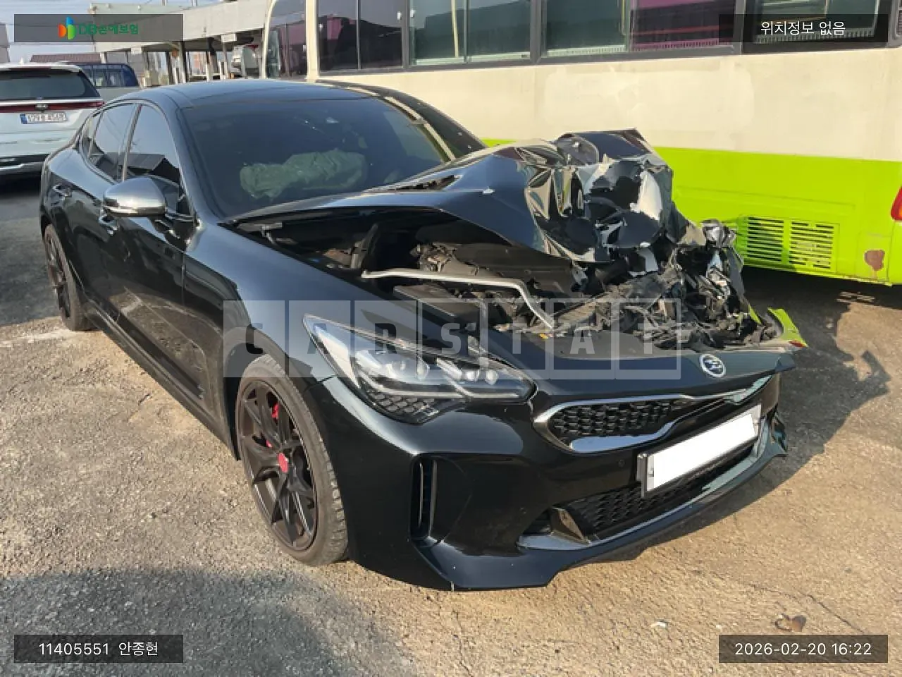 Photo 2 of 15: 2017 Kia Stinger, VIN KNAE751CBJS000977 — Korean insurance auction