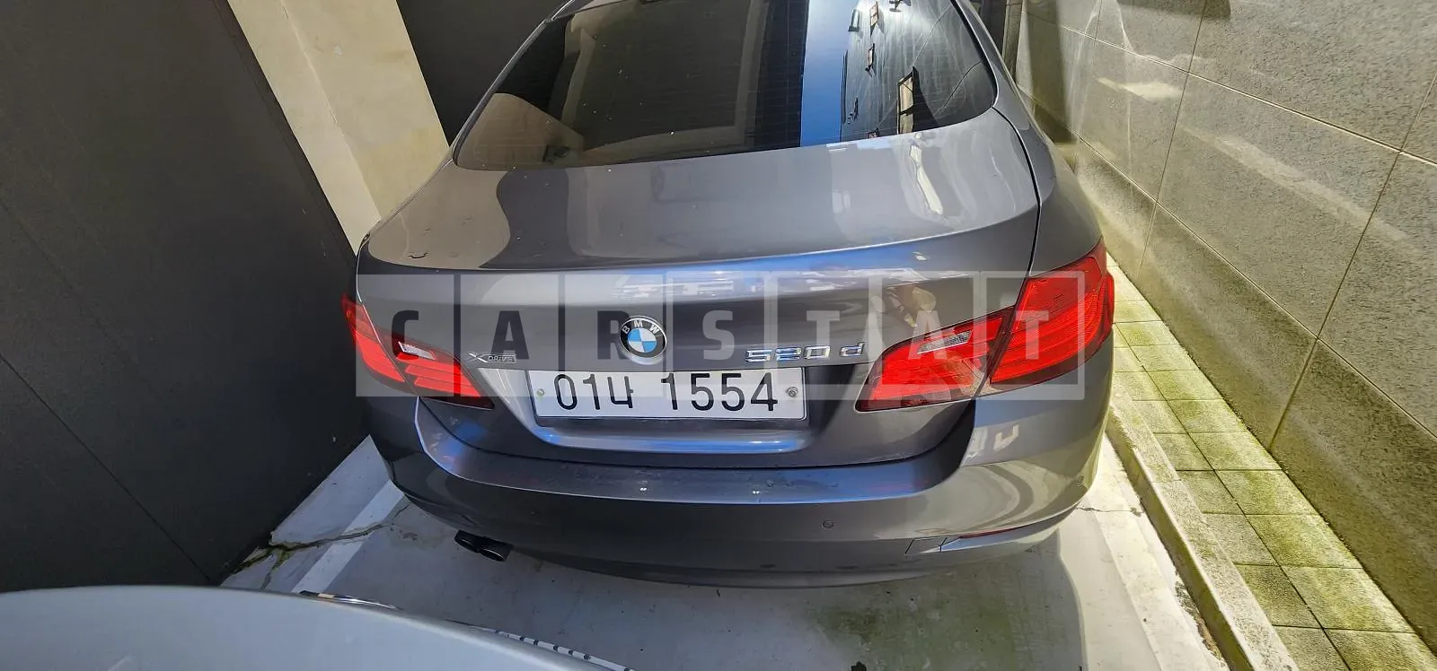 Photo 2 of 7: 2015 BMW 520d xDrive, VIN WBA5E7103FGK09504 — Korean insurance auction