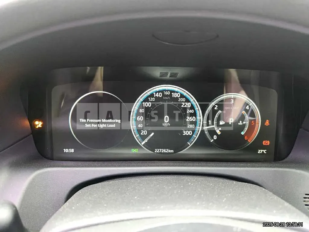 Photo 2 of 14: 2016 Jaguar XF 20d — Korean insurance auction
