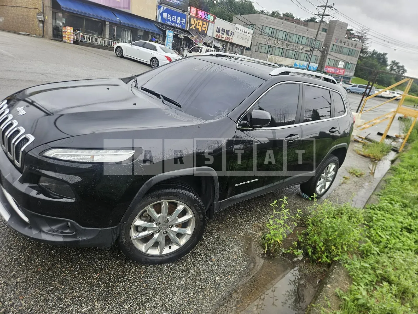 Photo 2 of 6: 2017 Jeep Zip Cherokee 2.2 4WD, VIN 1C4PJMDU5HW620187 — Korean insurance auction