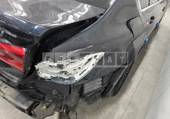 Photo 2 of 6: 2019 BMW 530i M Sport Package Plus, VIN WBAJD3100KWE99519 — Korean insurance auction