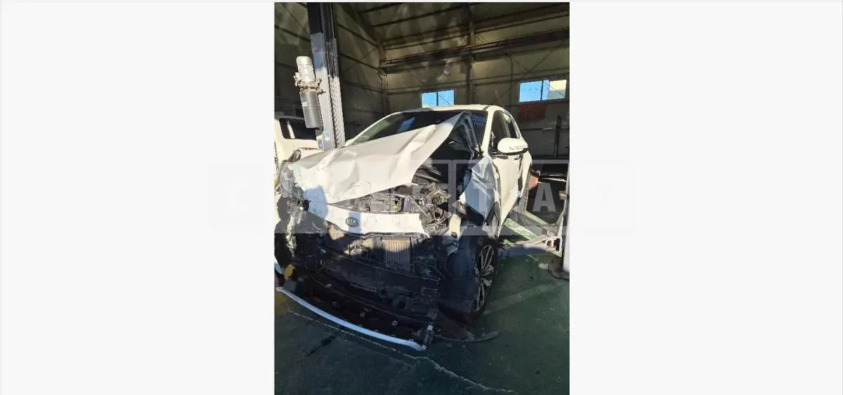 Photo 2 of 18: 2016 Kia Sportage — Korean insurance auction