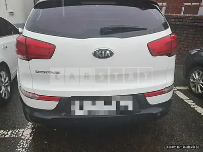 Photo 1 of 8: 2015 Kia Sportage R — Korean insurance auction