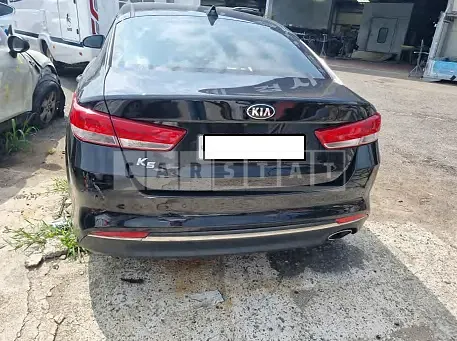 Photo 2 of 16: 2016 Kia K5, VIN KNAGX411BGA030492 — Korean insurance auction