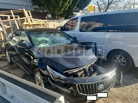 Photo 2 of 16: 2015 Hyundai Modern Aslan, VIN KMHFM411BFA007196 — Korean insurance auction