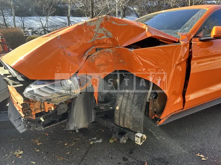 Photo 2 of 4: 2020 Ford Mustang 2.3 Coupe — Korean insurance auction