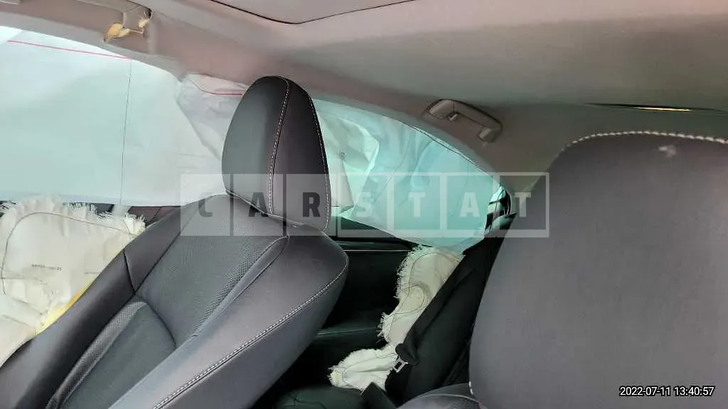 Photo 2 of 27: 2017 Lexus ES300h, VIN JTHBW1GG1H2150214 — Korean insurance auction