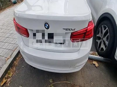 Photo 1 of 13: 2018 BMW 320d — Korean insurance auction