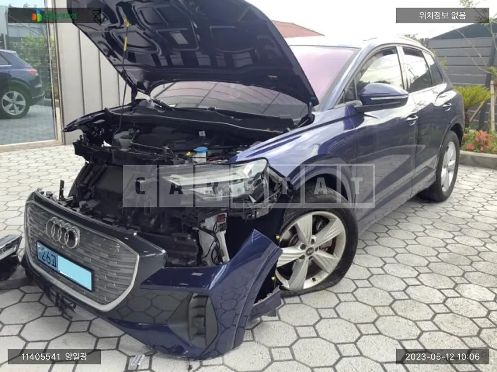 Photo 2 of 19: 2022 Audi Q4 e-tron 40, VIN WAUZZZFZ4NP042934 — Korean insurance auction