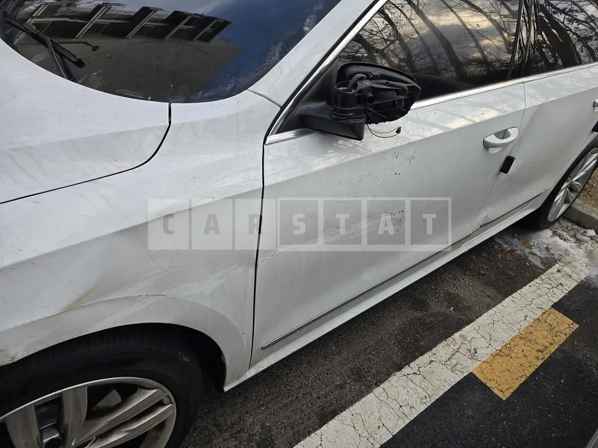 Photo 2 of 35: 2018 Volkswagen Passat 2.0 TSI — Korean insurance auction