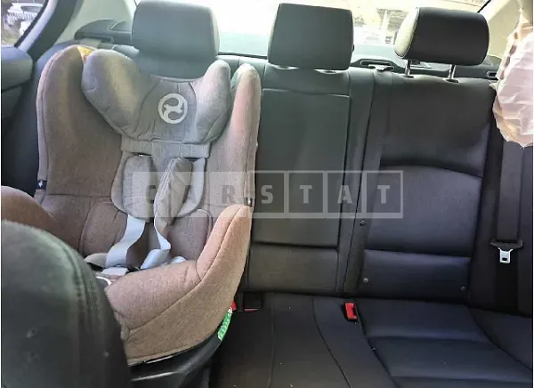 Photo 2 of 19: 2015 BMW 520d, VIN WBA5E5108FG059295 — Korean insurance auction