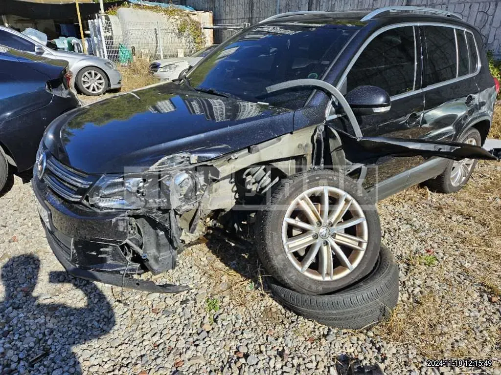 Photo 2 of 40: 2016 Volkswagen Tiguan 2.0 TDI BMT — Korean insurance auction