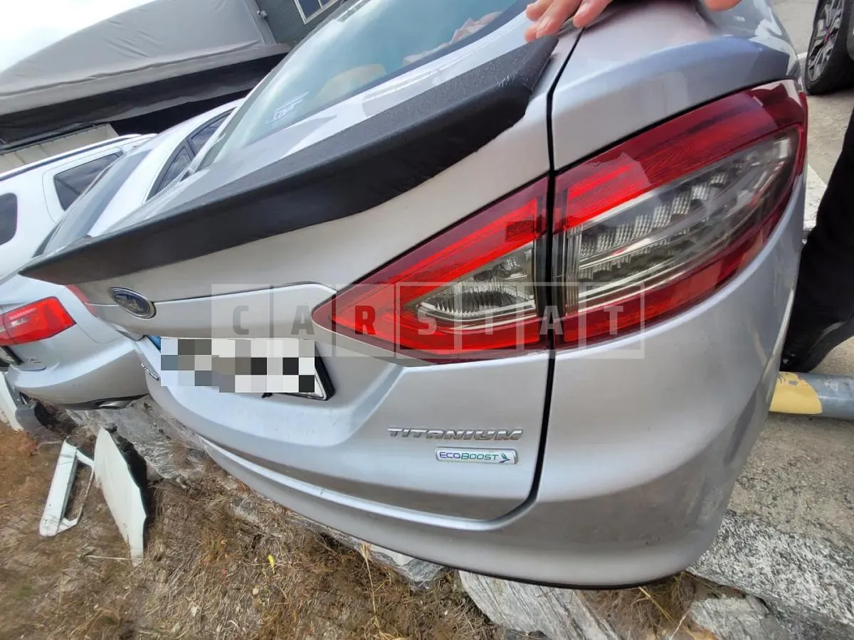 Photo 2 of 14: 2014 Ford Fusion — Korean insurance auction