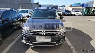 Photo 1 of 13: 2018 Volkswagen Tiguan 2.0 TDI 4MOTION, VIN WVGZZZ5NZJW928372 — Korean insurance auction